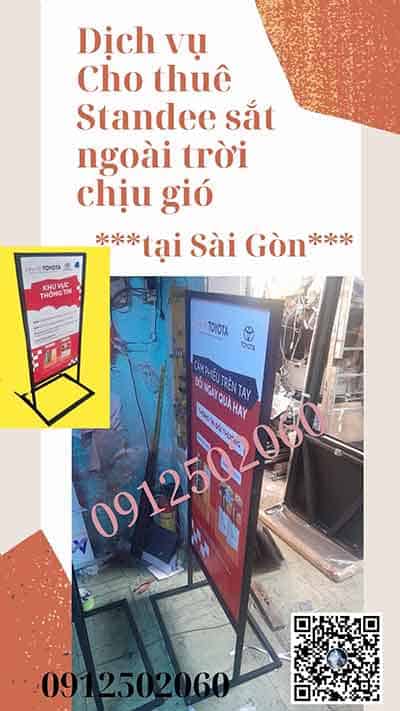 thuê standee chân sắt ở tphcm